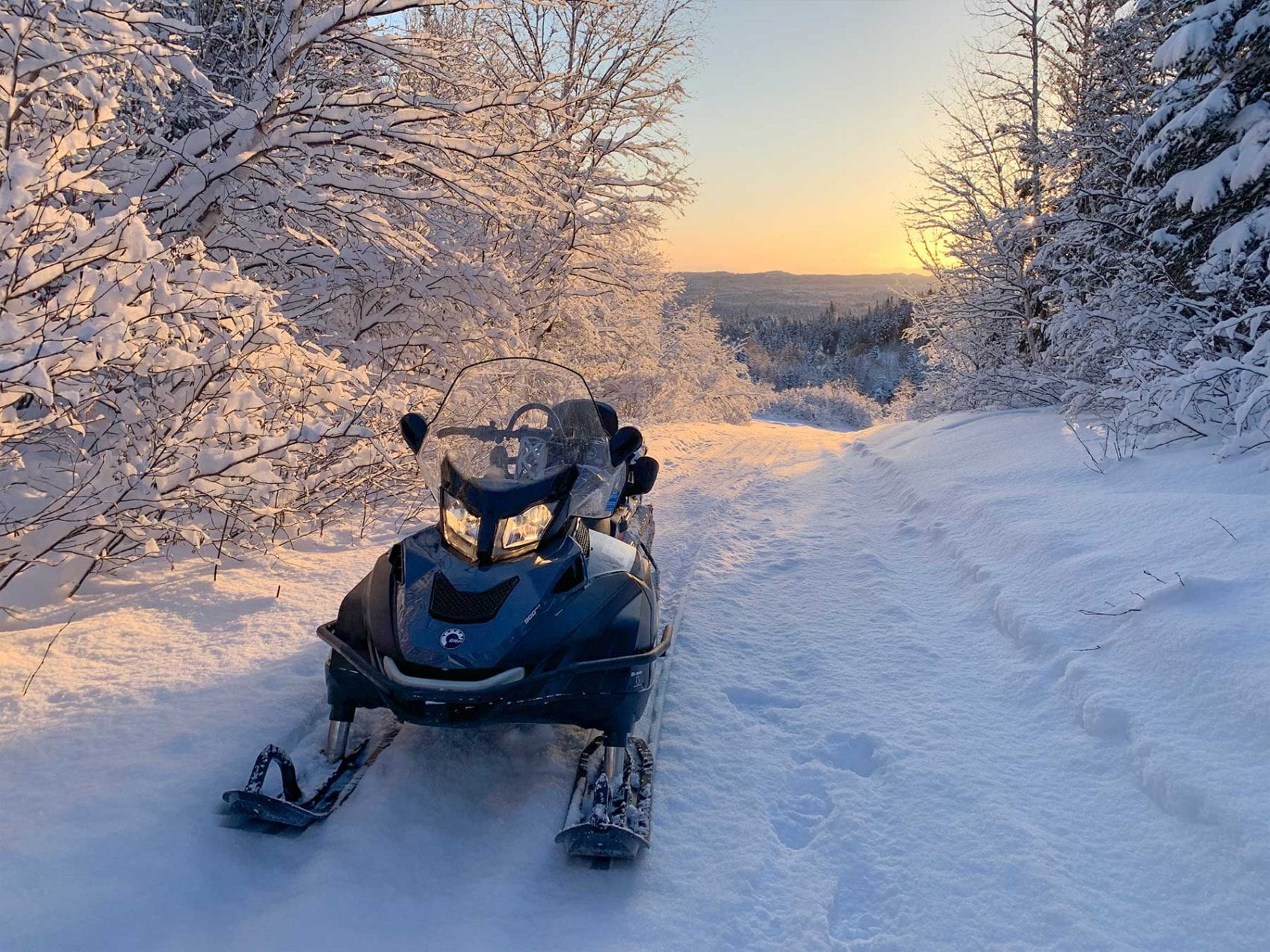 Guided Snowmobile Tours Indian Falls Chalets